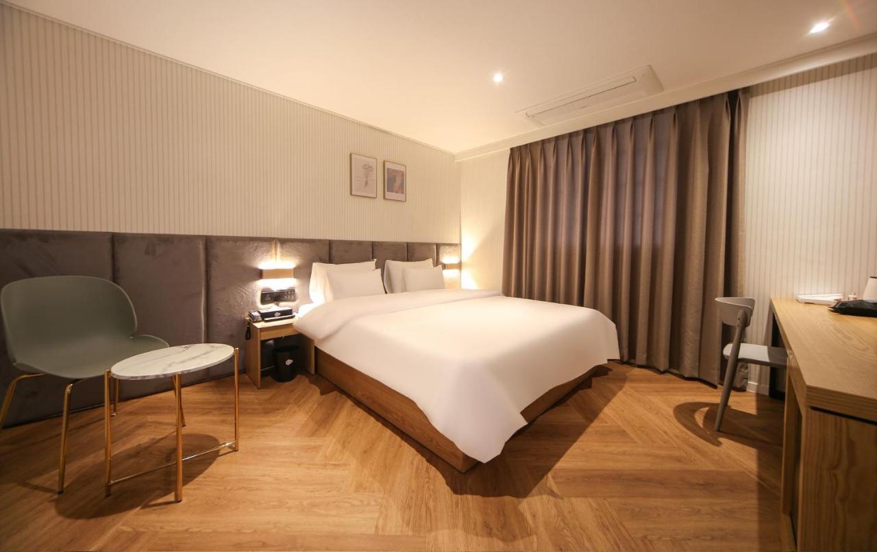 Hotel Lazy Heaven Чангуон Екстериор снимка