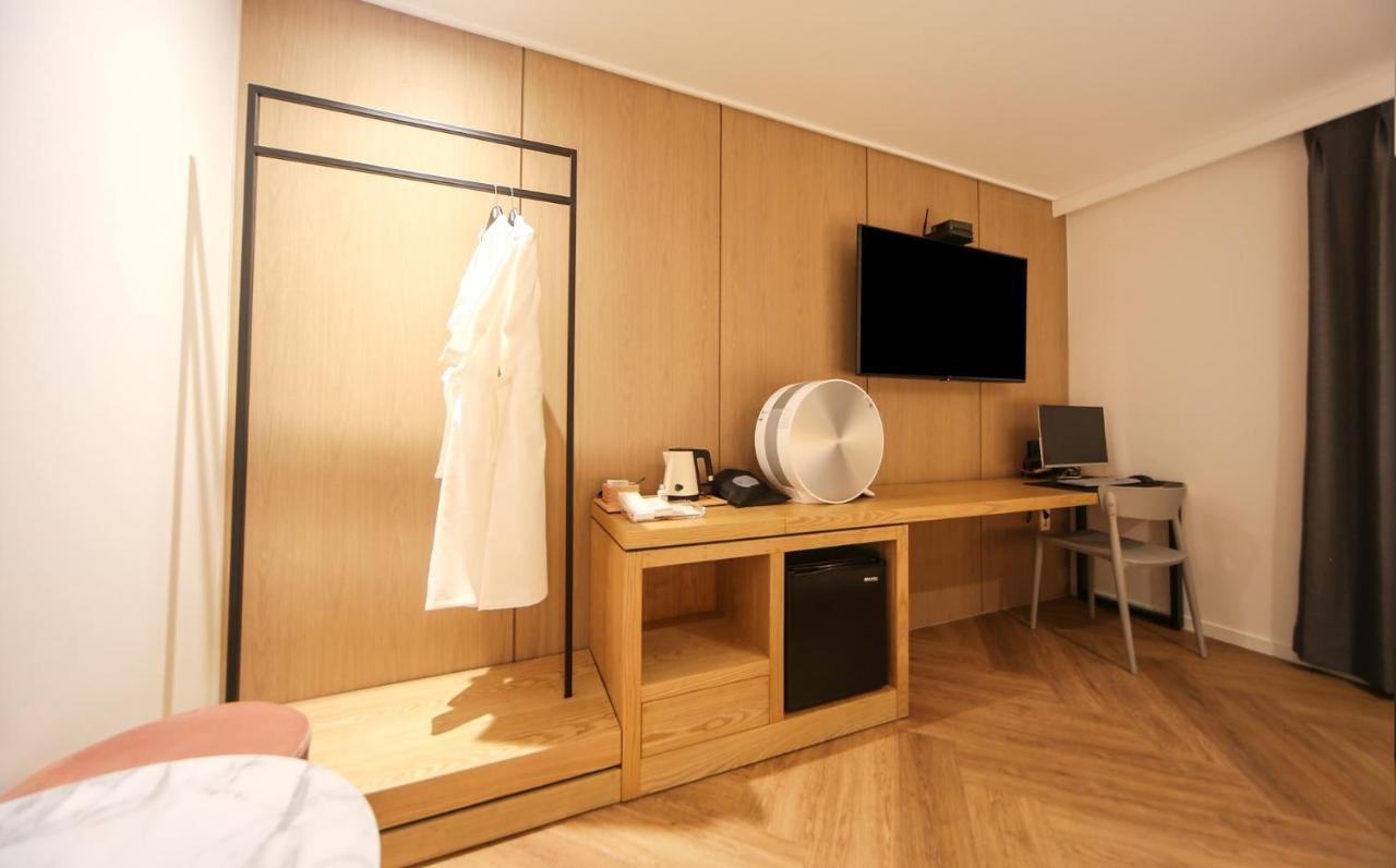 Hotel Lazy Heaven Чангуон Екстериор снимка