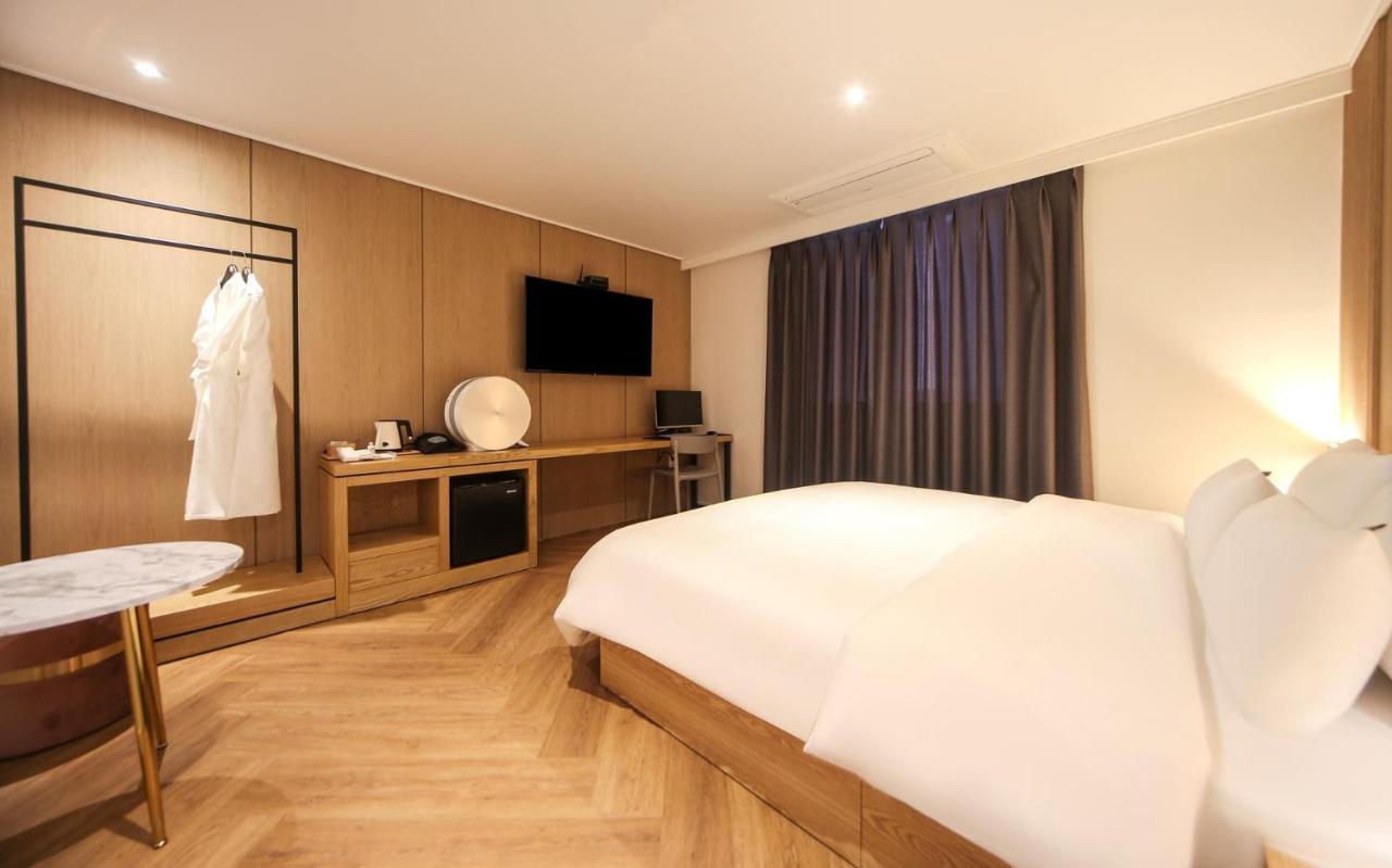 Hotel Lazy Heaven Чангуон Екстериор снимка