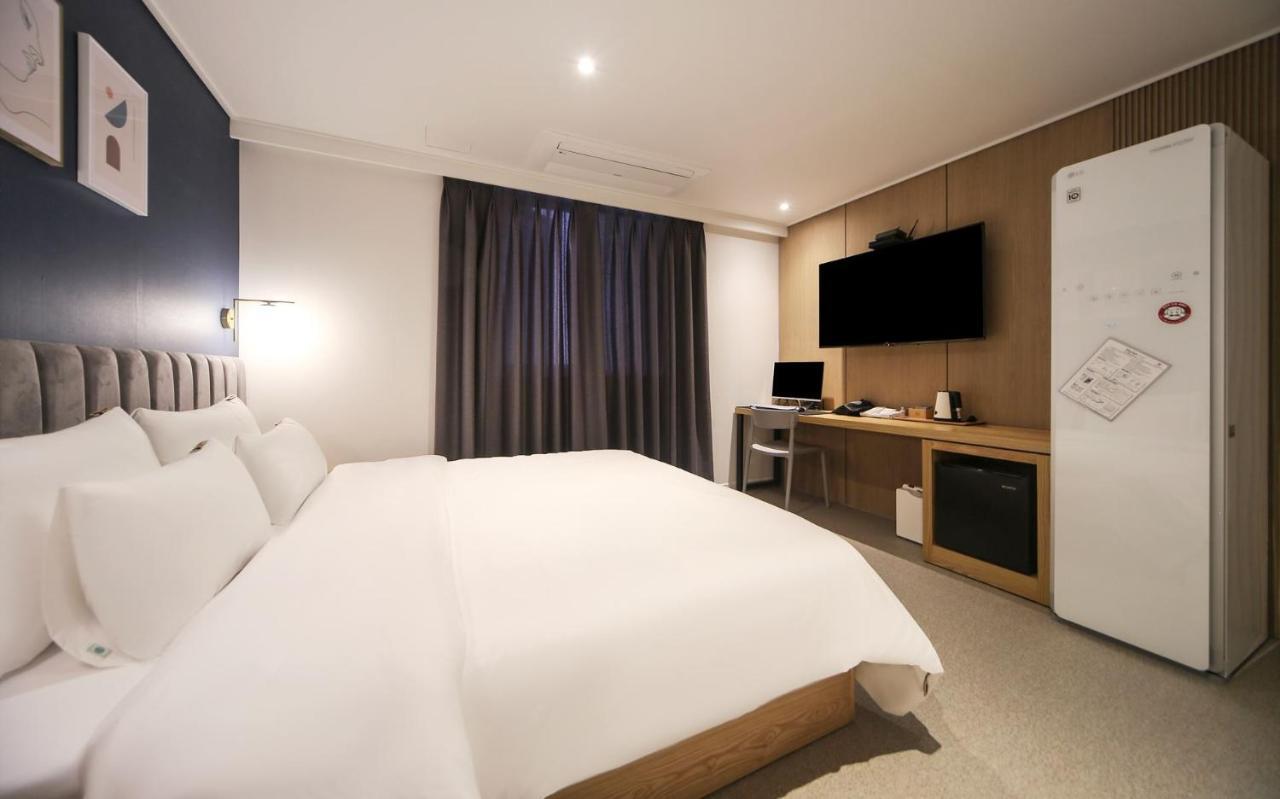 Hotel Lazy Heaven Чангуон Екстериор снимка