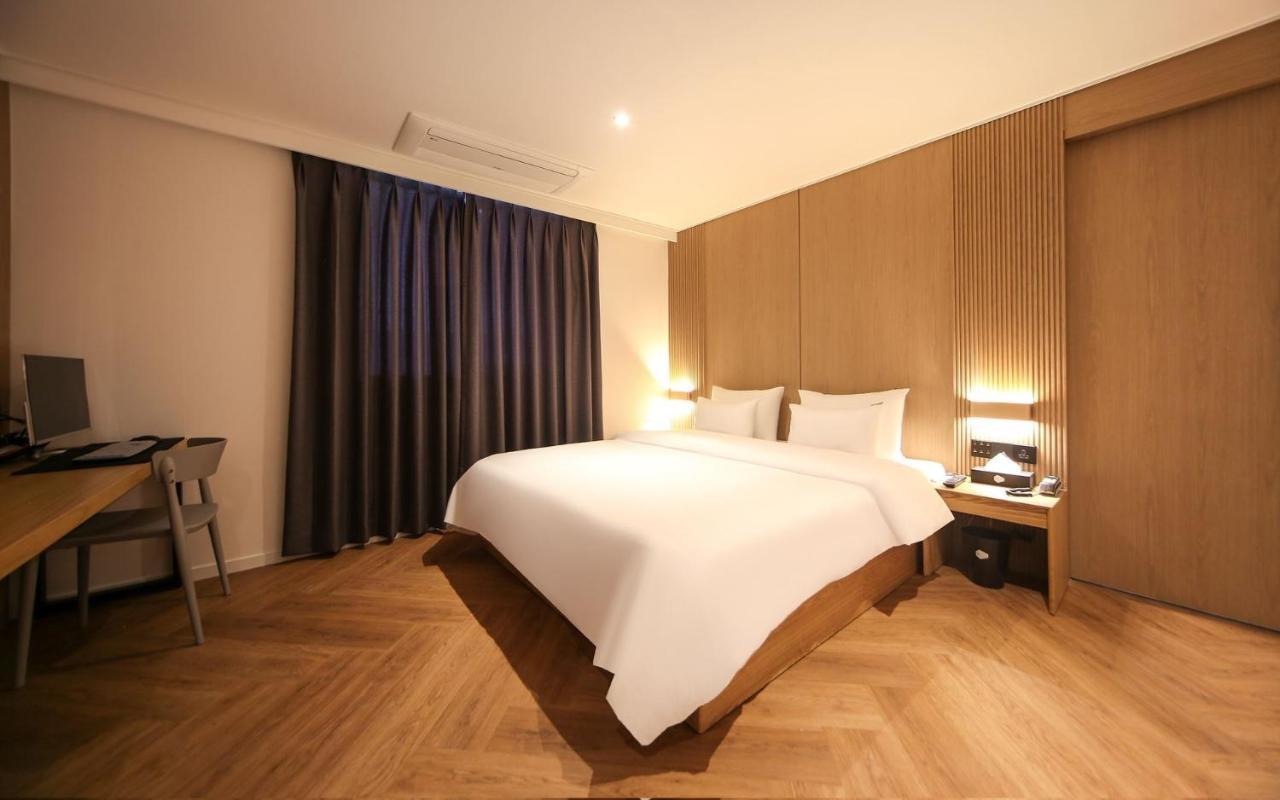 Hotel Lazy Heaven Чангуон Екстериор снимка